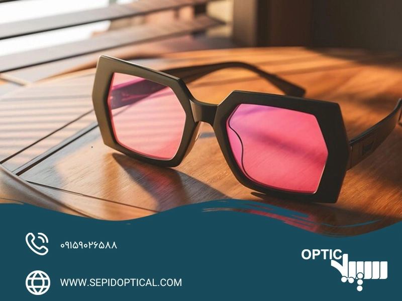 مدل‌های جدید عینک آفتابی پرادا در سال 2025